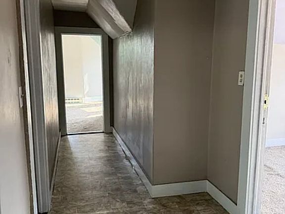 3rd image of 13 Spring St #3