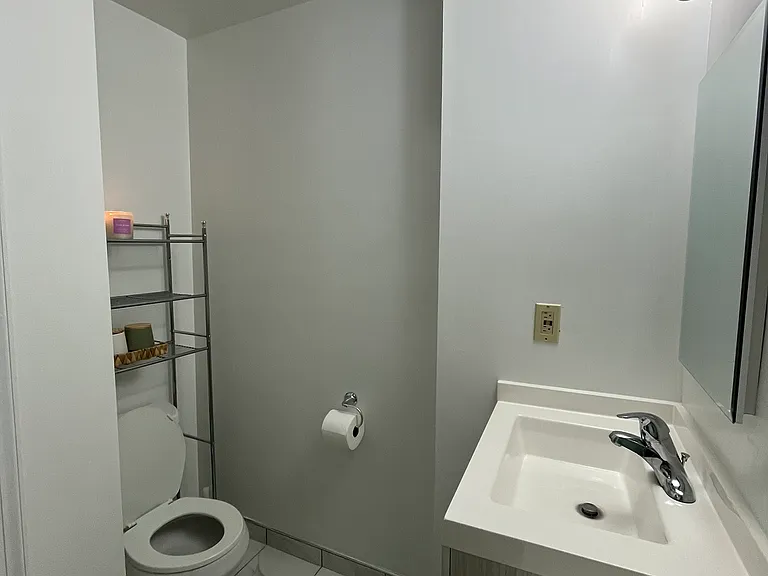 Full bathroom in basement