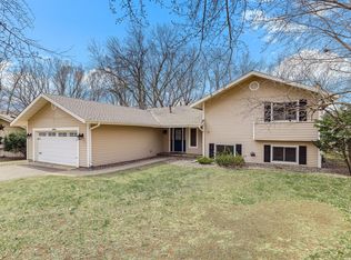 15008 1st Ave S, Burnsville, MN 55306