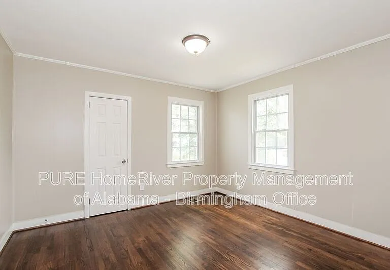 208 22nd St SW — Photo 7
