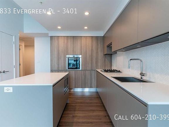 2nd image of 3833 Evergreen Pl #3401