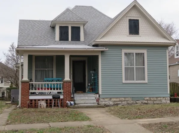 3 W Shawnee St, Paola, KS 66071