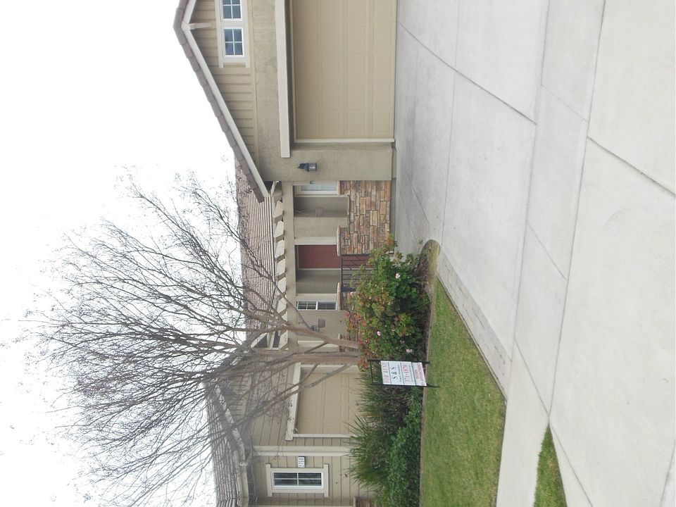 1st image of 2750 Cascade St