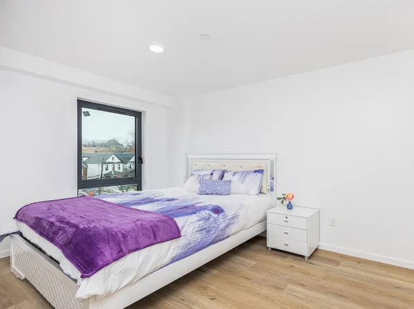 70-40 45th Avenue image 5 of 7