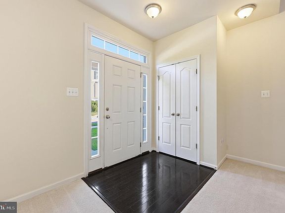 2nd image of 2823 Shearwater Ln