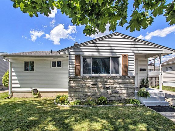 4th image of this home