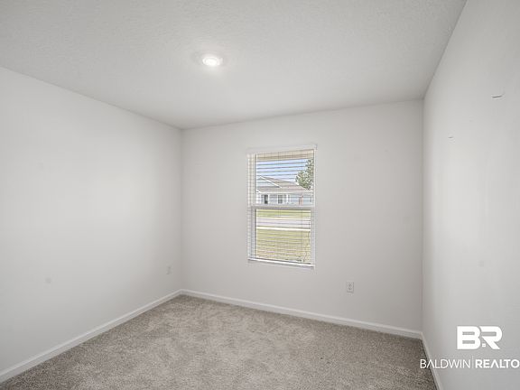 3rd image of 16933 Valencia Way