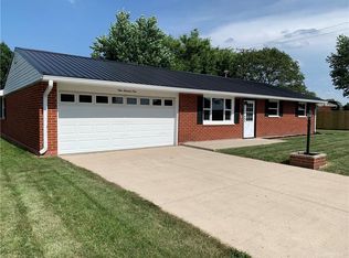 901 Candlewood Blvd, Piqua, OH 45356