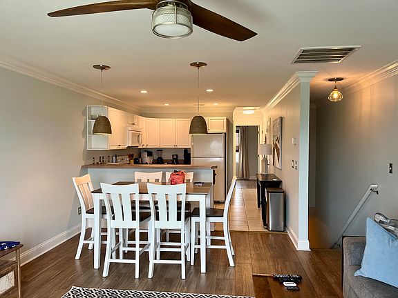 Dining Are & Kitchen