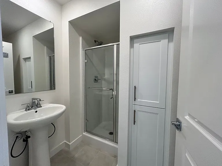 11753 Florence Ave — Photo 3