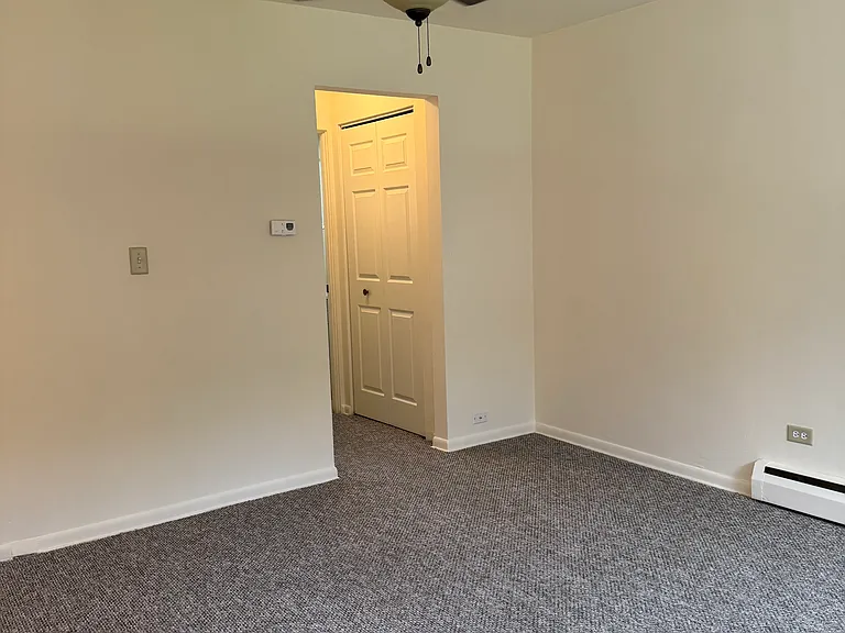644 E North Broadway St — Photo 13
