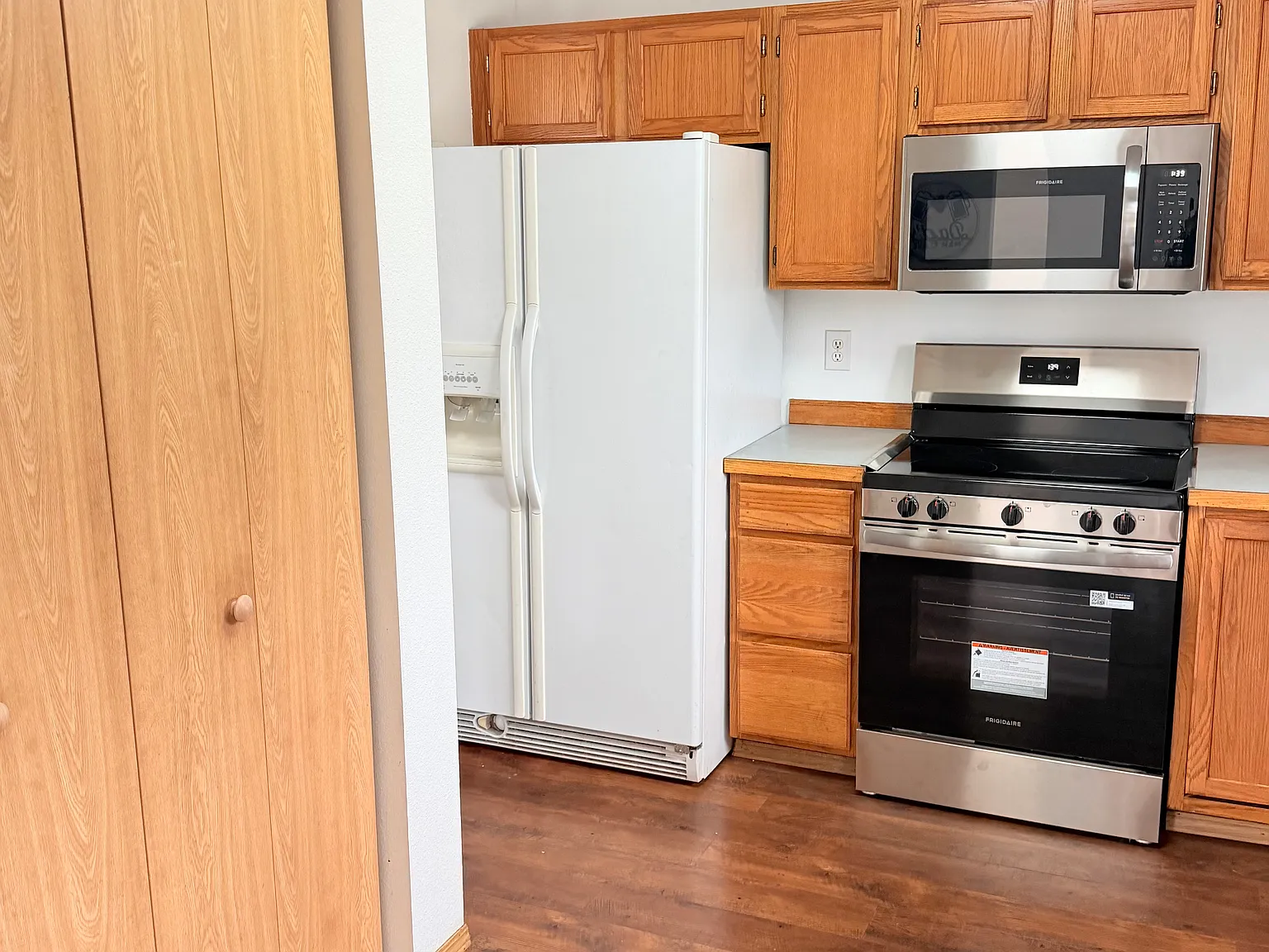 3 bed, 1748 sqft, $3,050 — Photo 4