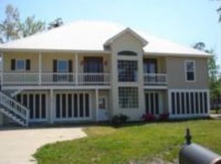 130 Forest St, Pass Christian, MS 39571