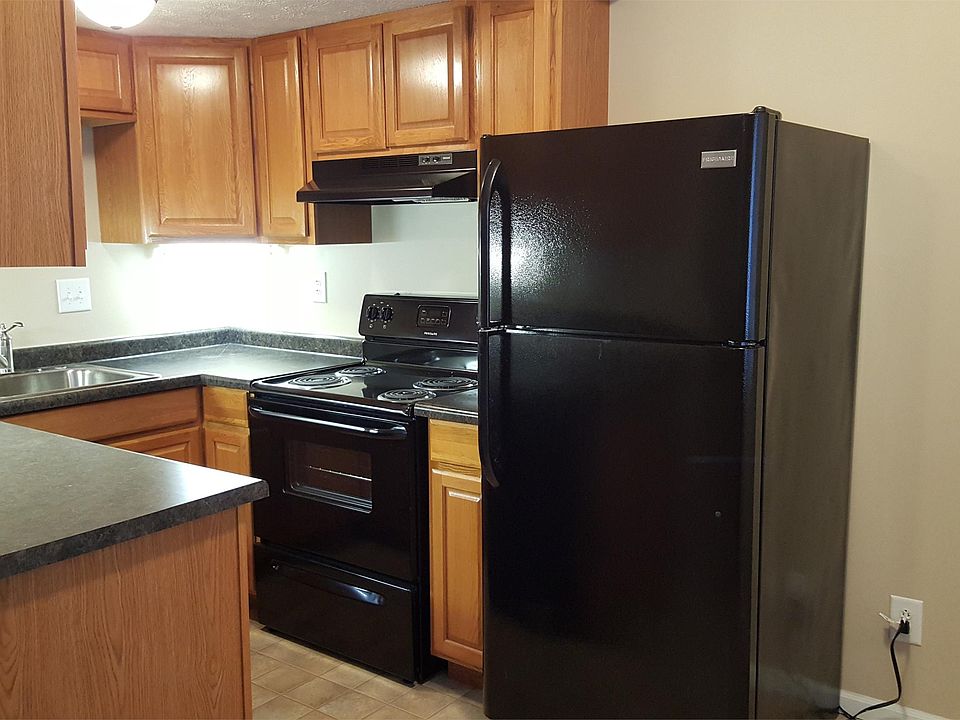 2nd image of 801 E Clinton St APT 4