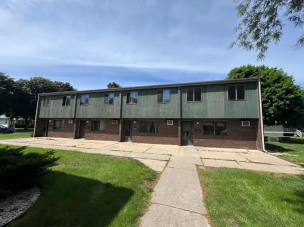531 Russell, 531 Russell St #1, Storm Lake, IA 50588