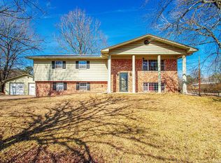 108 E 5th Ave, Leola, AR 72084