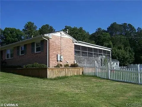 9323 Huron Ave — Photo 3