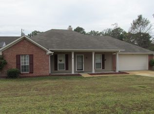 14 Brock Dr, Jackson, MS 39272