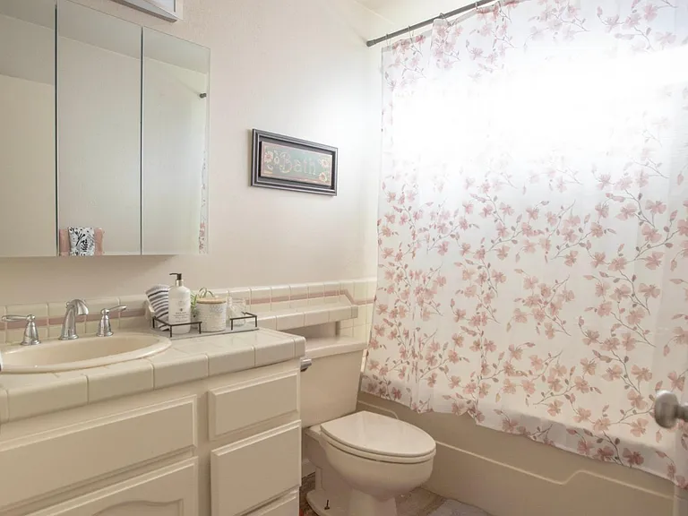 6665 Jonella Way — Photo 17