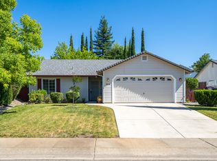 929 Montcrest Dr, Redding, CA 96003