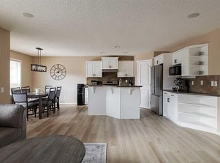 51 N Brightondale Cres SE, Calgary, AB T2Z4G6