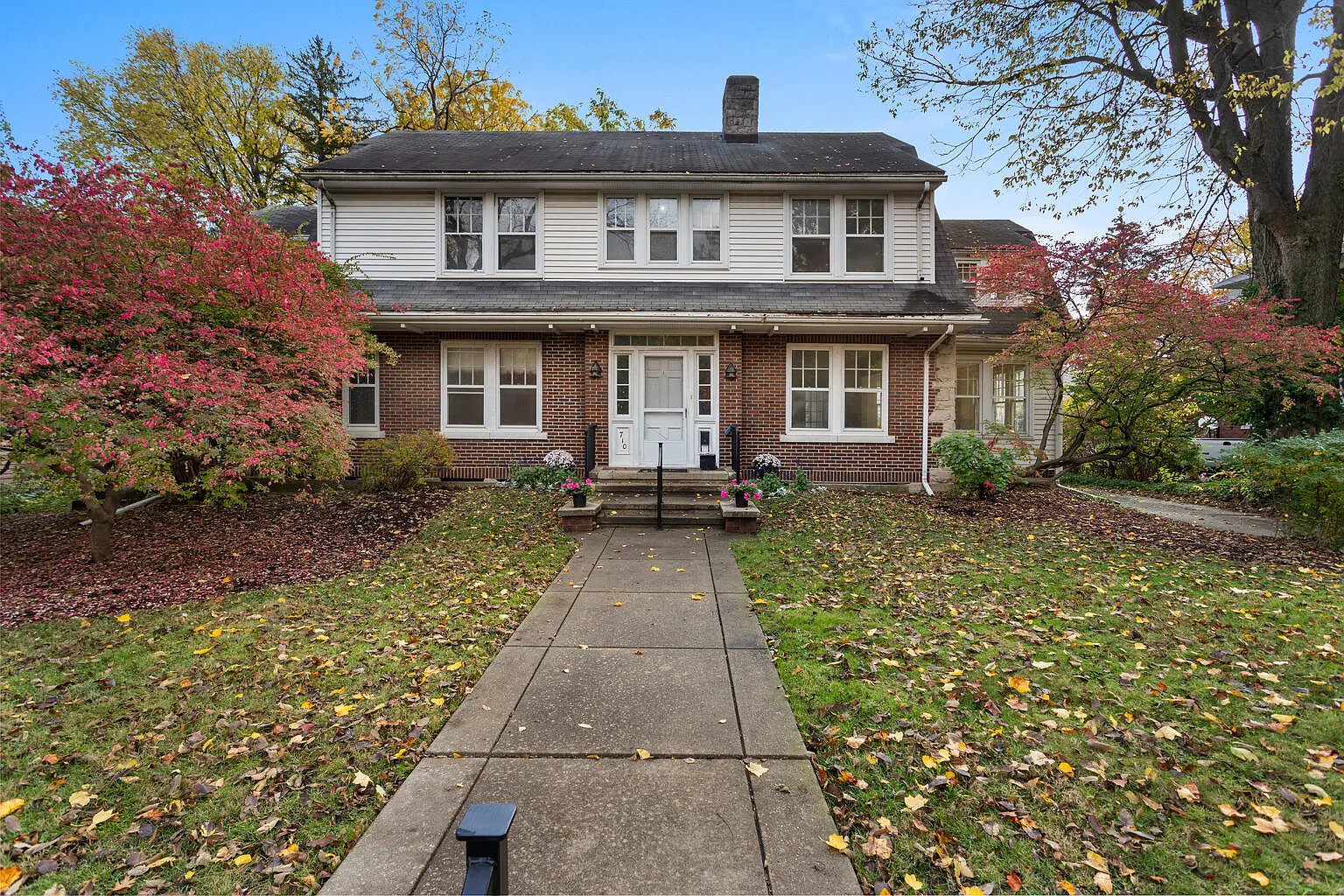 710 S Elm Blvd photo 1