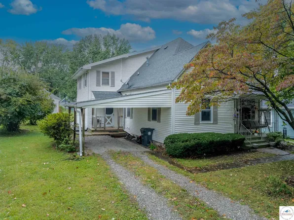 1622 S Sneed Ave, Sedalia, MO 65301