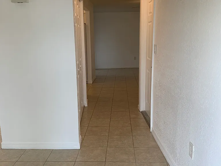 20190 Navajo Ln — Photo 9