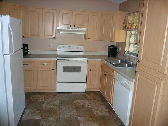 4th image of 37637 Hidden Park Ct