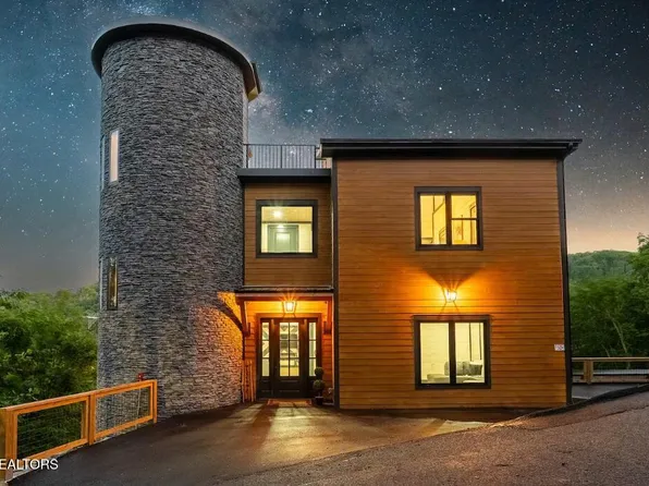1253 Bavarian Way, Gatlinburg, TN 37738