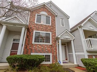 2290 Dawson Ln #242, Algonquin, IL 60102