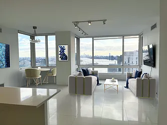 524 East 72nd Street, #42C