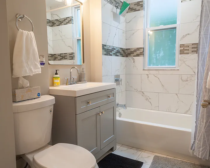 10820 S State St #1 — Photo 9