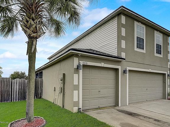 3rd image of 8810 Oxfordshire Dr