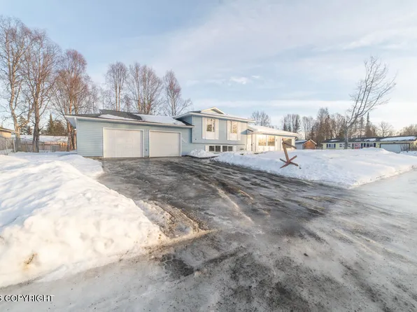700 Cypress Dr, Kenai, AK 99611