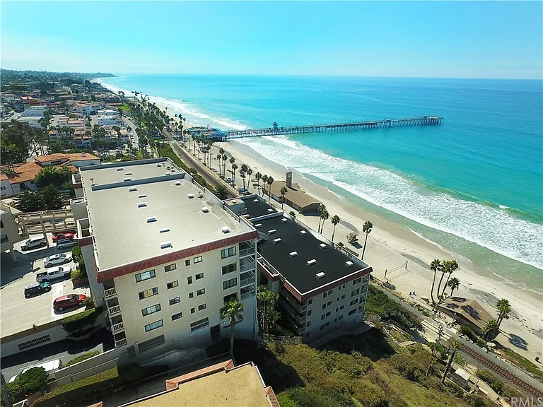 423 Avenida Granada #19 — Photo 15