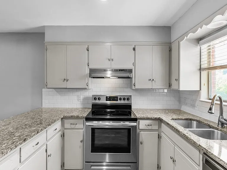 2205 Lanier Dr #A — Photo 6