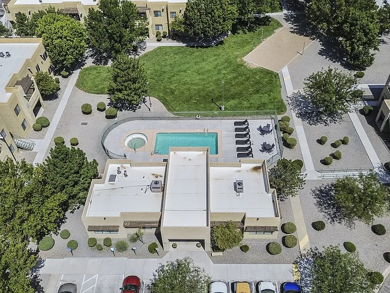 Manzano Mesa — Photo 28