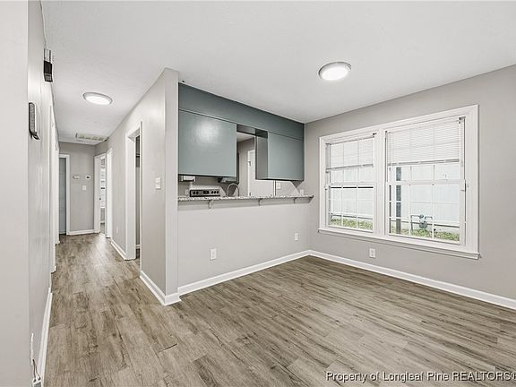 3rd image of 6870 Shawcross Ln