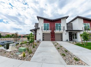 2451 Tecumseh Way, Sparks, NV 89436