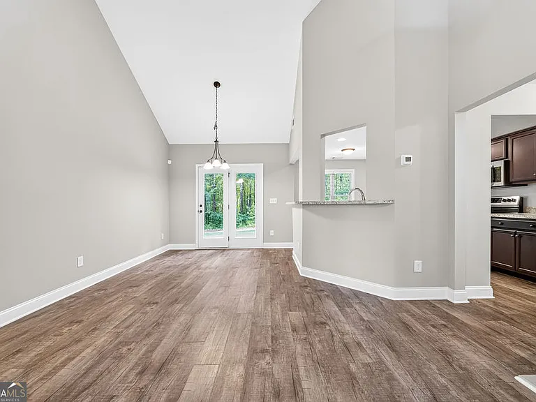 2416 Scoggins Rd — Photo 6