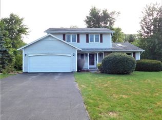 6 Wheat Hl, Rochester, NY 14624