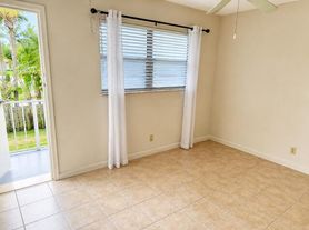 660 Glouchester St, Boca Raton, FL