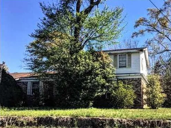 758 Stanton Rd, Mobile, AL 36617