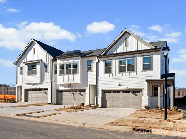 808 Garringer Pl, Charlotte, NC 28208