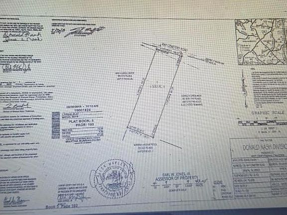 3rd image of 195 NW Ray Cemetery Rd