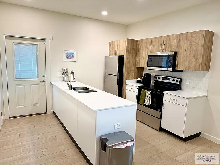 3513 Vanessa Ln #2 — Photo 3