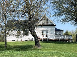 E10816 Eulrich Rd, Clintonville, WI 54929