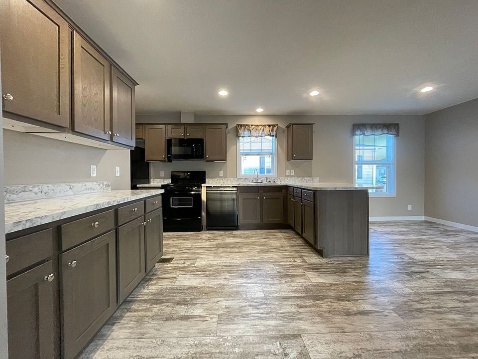 1st image of 7204 E Grand River Ave #384