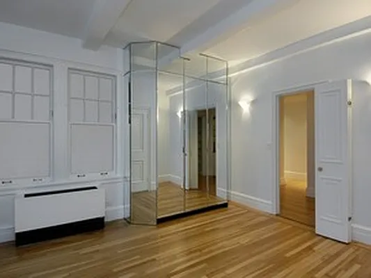 Rented by Corcoran | media 27